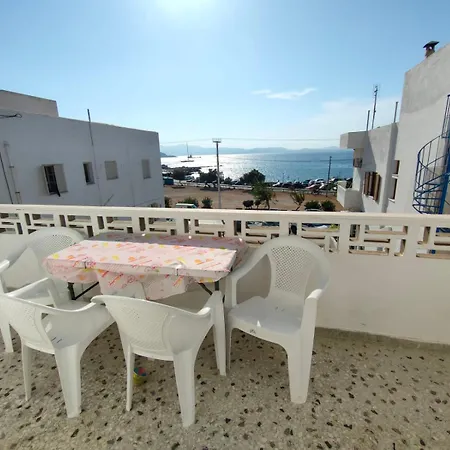Naxos Crafts' House بيت للعطل Naxos City
